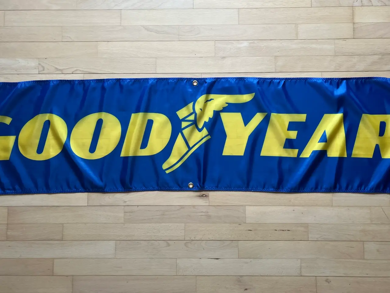 Billede 1 - Flag med Goodyear
