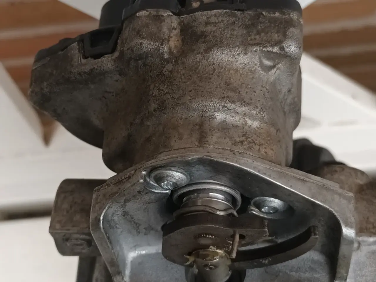 Billede 3 - Er ventil fra seat 1,6 diesel 