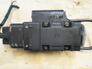 Case 7130 Senzor 1983294C1