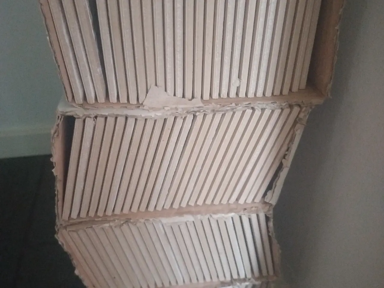 Billede 3 - 2 pakker 10x10 fliser i beige 