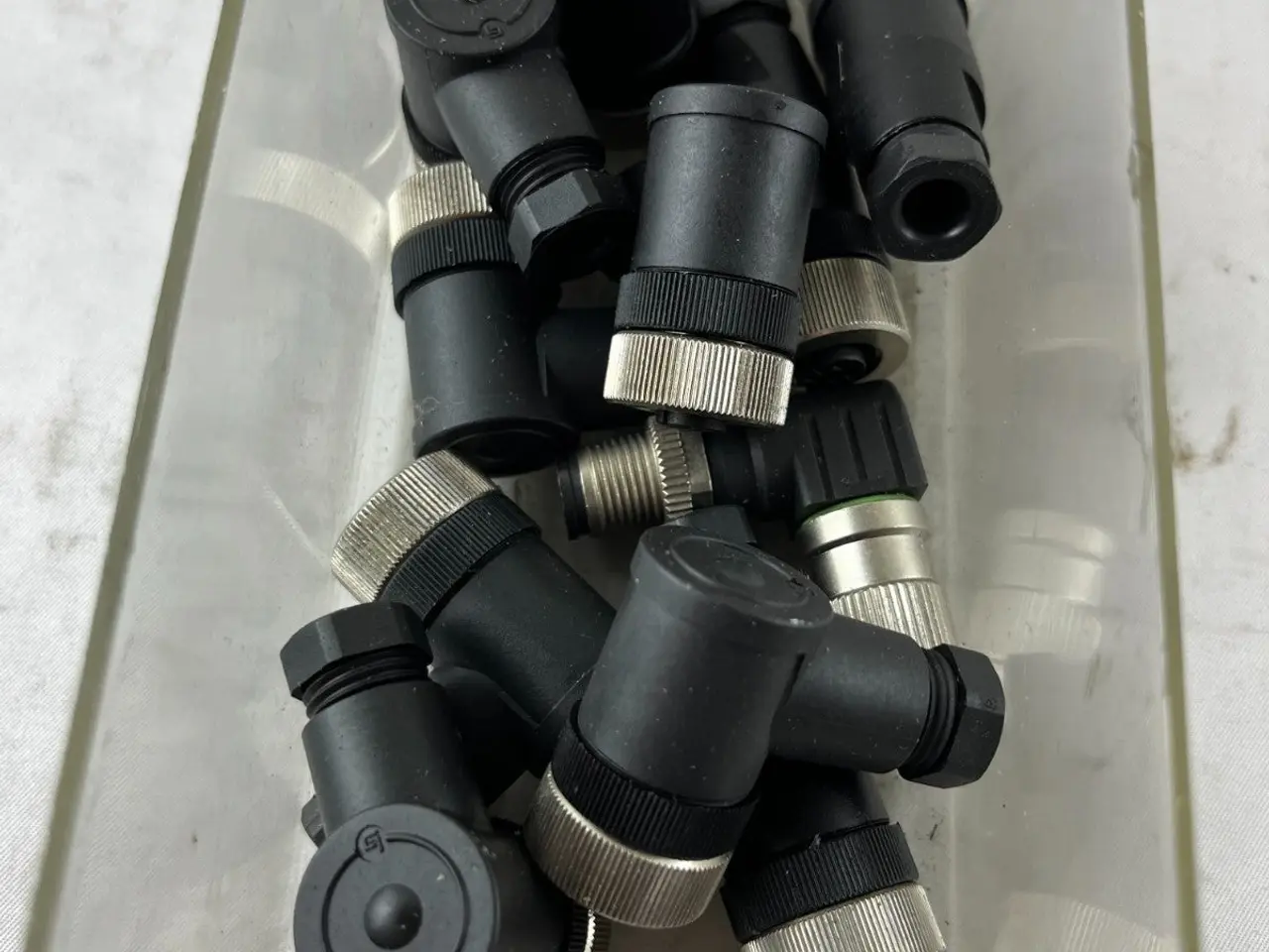 Billede 5 - M12 90° Angled Field Wireable Connectors parti