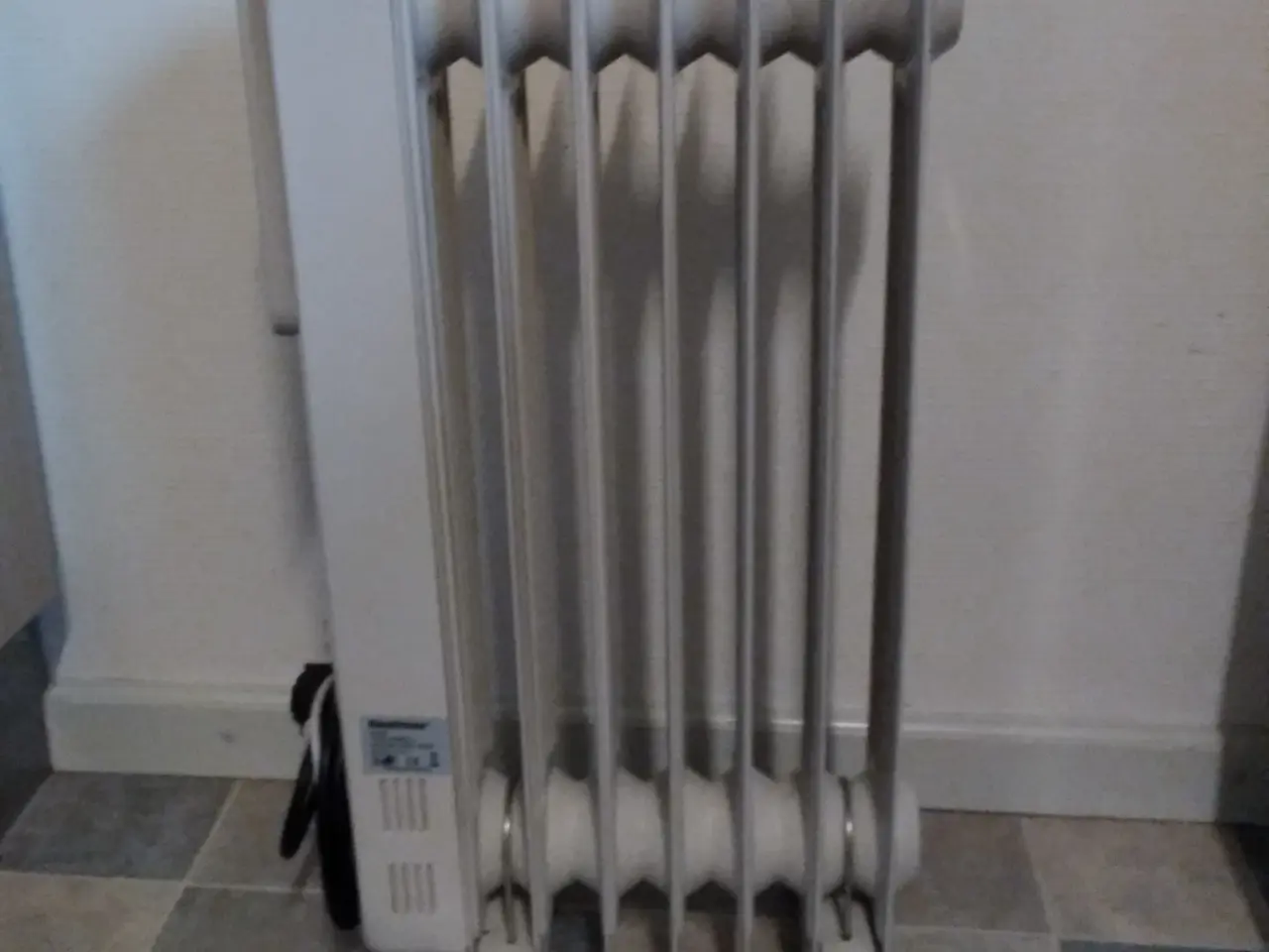 Billede 1 - Elradiator, oliefyldt. 