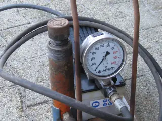 Hydraulik luftpumpe 700 bar m. cylinder