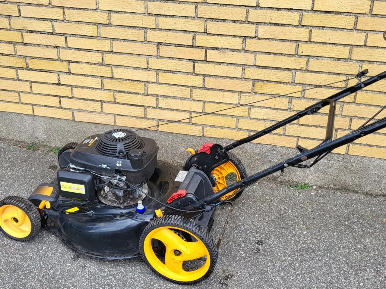 Billede 1 - Plæneklipper McCuloch