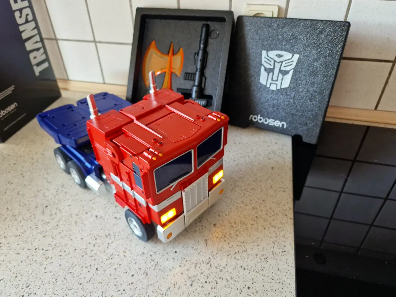 Billede 6 - Robosen Optimus Prime Elite