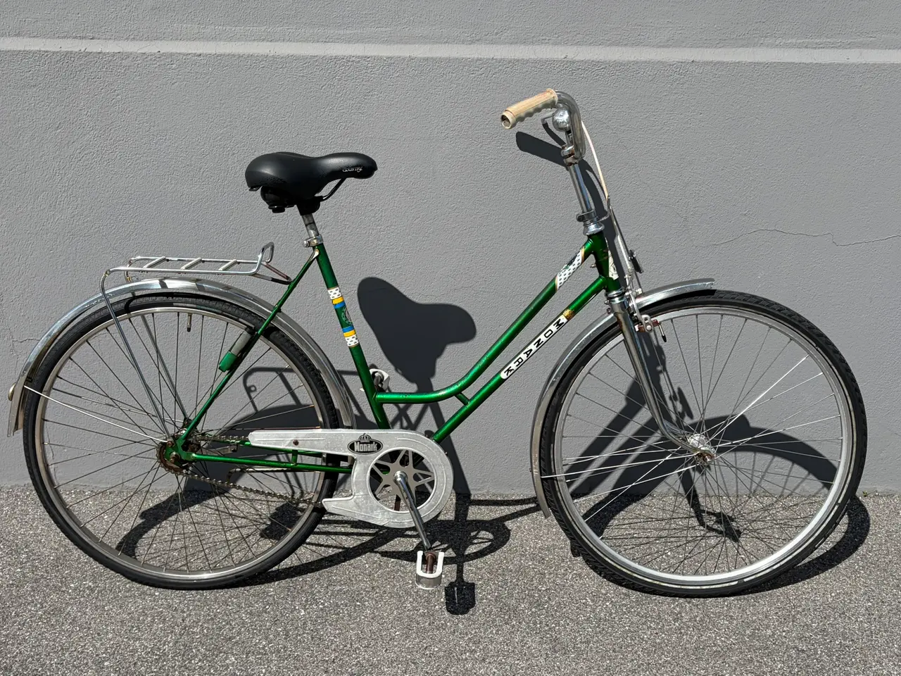 Billede 1 - Flot mørkegrøn retro damecykel, Monark - made in S