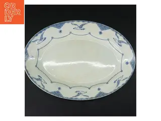 Ovalt serveringsfad af porcelæn (str. 40x29 cm)