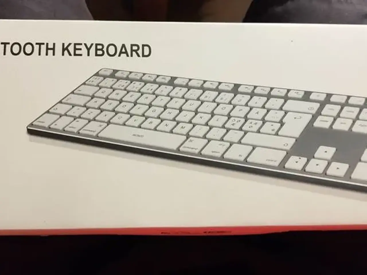 Billede 1 - Full-Size bluetooth Keyboard