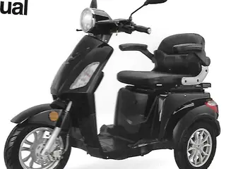 VGA Tres El-scoter