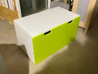 Ikea møbel, med udtræk