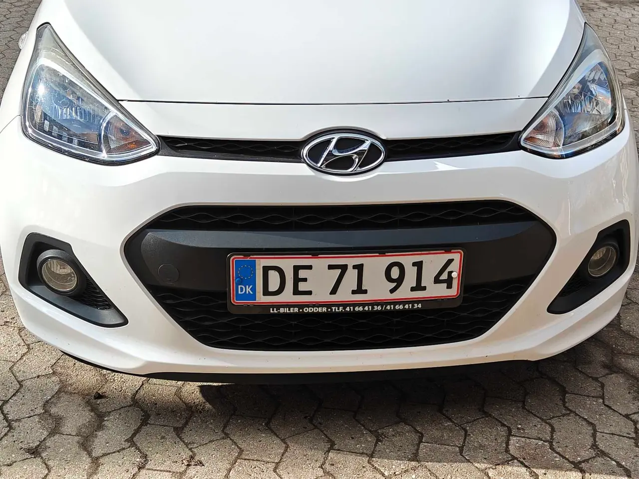 Billede 4 - Hyundai i10 med lavt forbrug høj komfort og udstyr