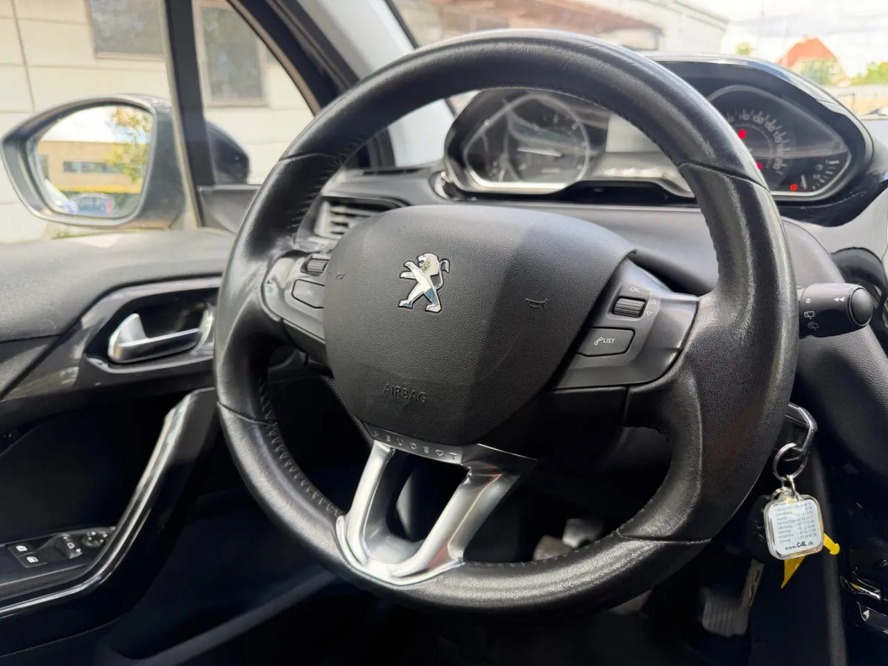 Billede 11 - Peugeot 208 1,6 BlueHDi 100 Chili Sky
