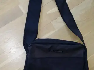 Computertaske 	
