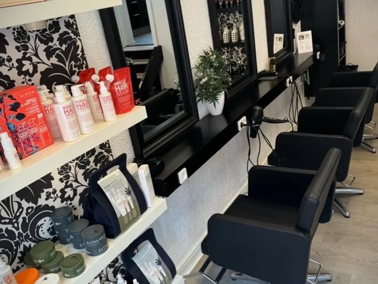 Billede 4 - Frisør salon