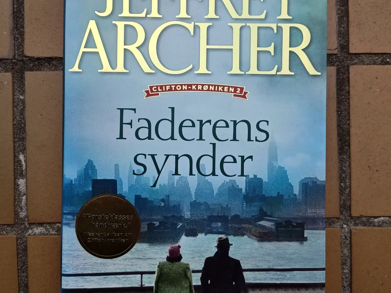 Billede 1 - Faderens Synder BOG af Jeffrey Archer