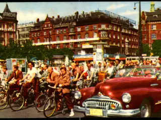 København - Raadhuspladsen - Cyklister - Rudolf Olsen 43