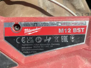 Milwaukee M12 hæftepistol