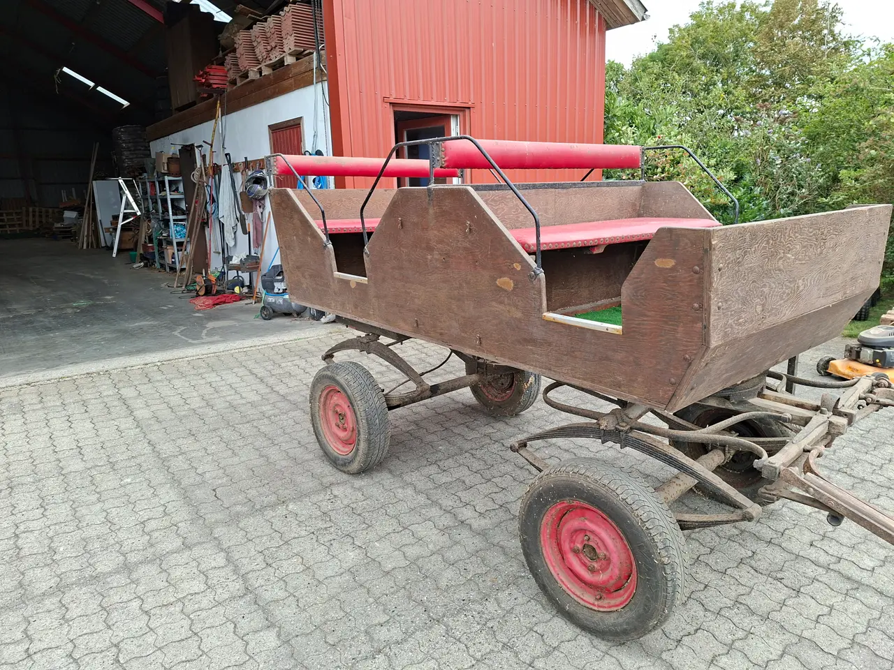 Billede 2 - Hestevogn.