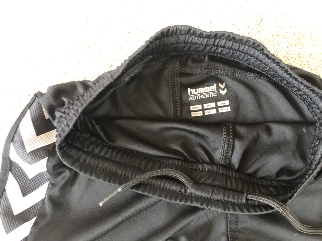 Billede 2 - Shorts til børn
