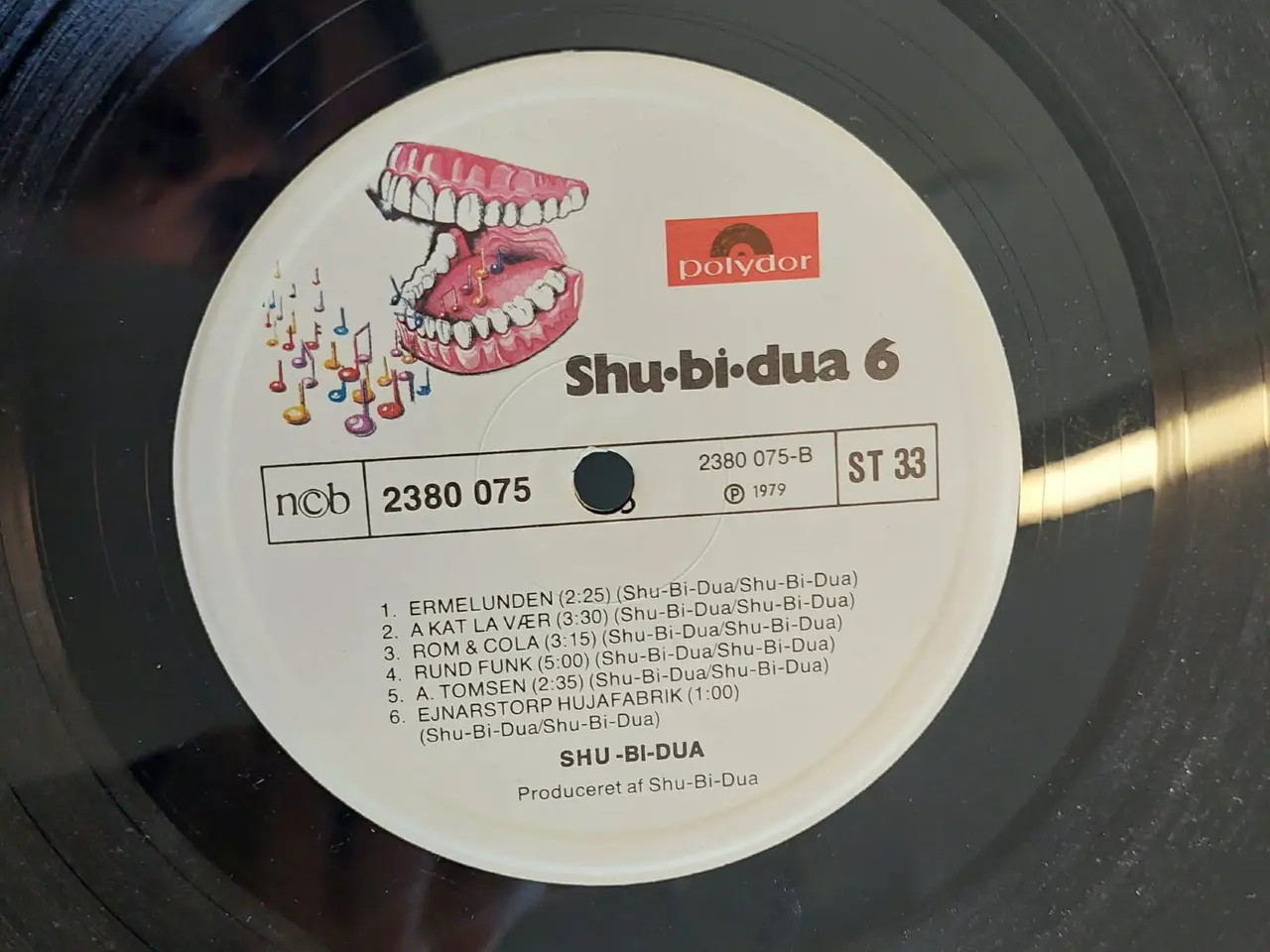Billede 4 - Shu-bi-dua 6 fra 1979 - hits som Hvalborg, Vuffeli