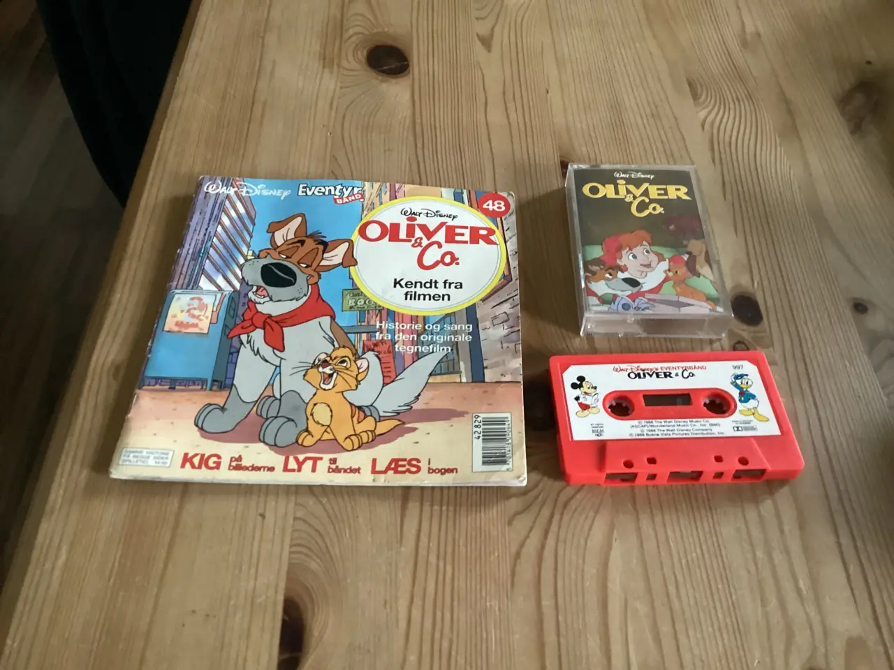 Billede 8 - Lyt og Læs. Bog og Bånd. 14 Stks.