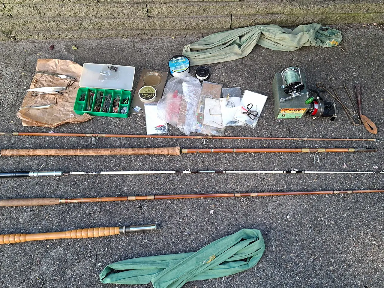 Billede 1 - 1 stk. 9' Splitcane, 1 stk. 6' Splitcane og 1 stk