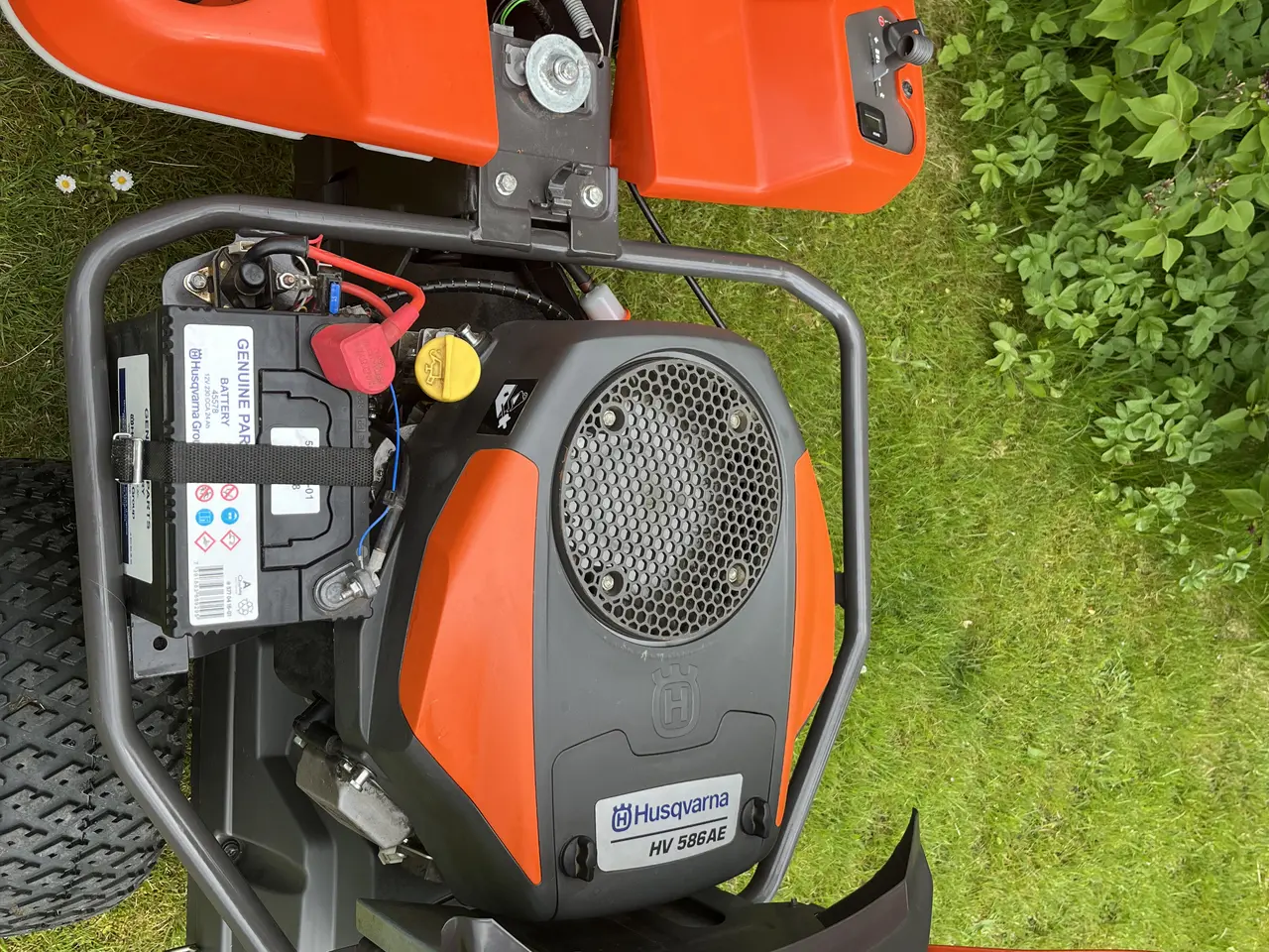 Billede 4 - Husqvarna Rider R214TC Comfort Edition