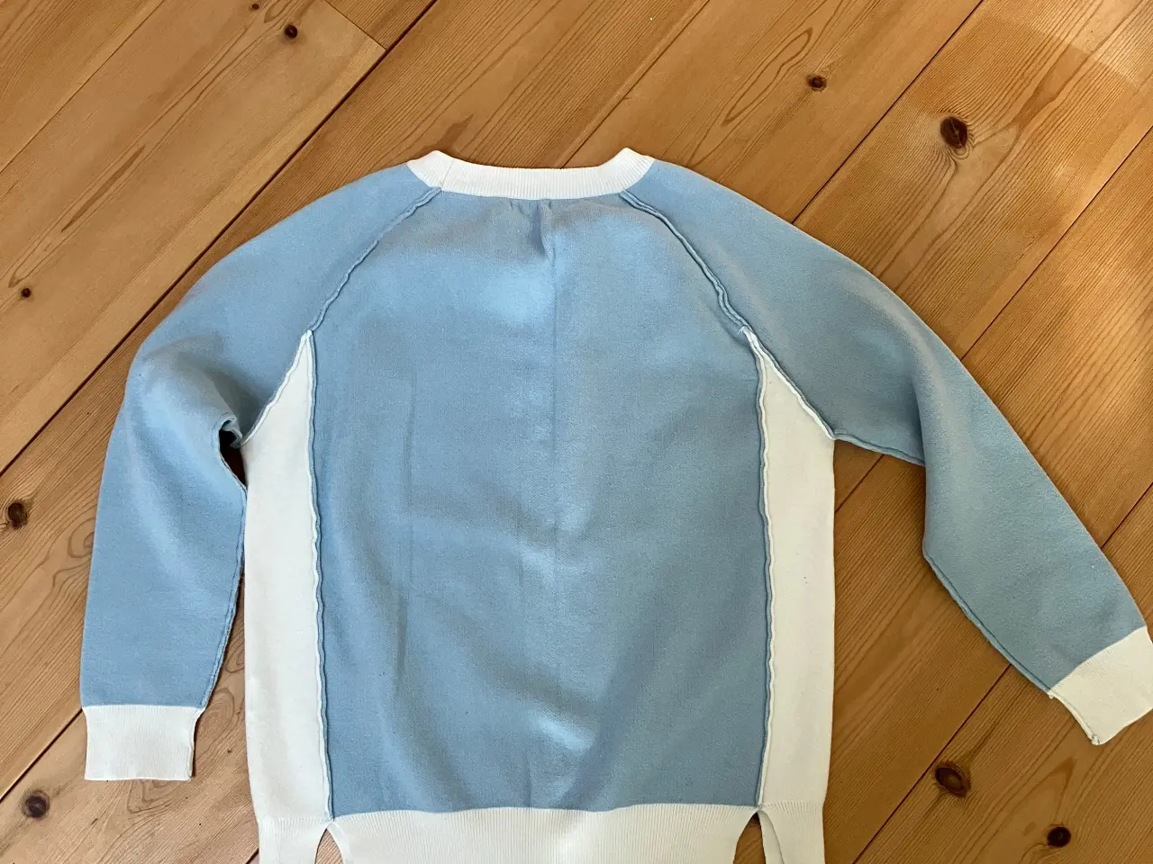 Billede 2 - Sweater
