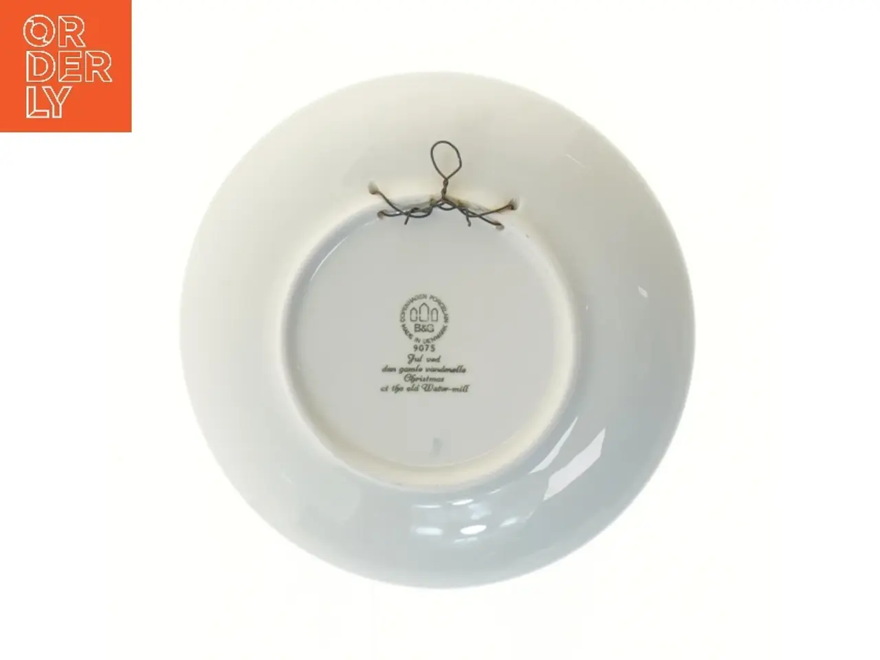 Billede 2 - B&G juleplatte 1975 fra Bing & Grøndahl (str. Ø 18,1 cm)