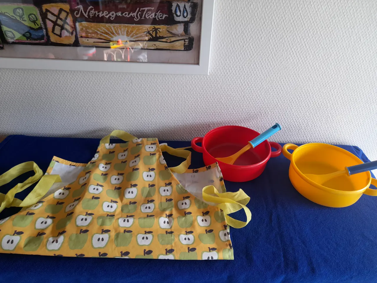 Billede 3 - Til den lille kok.