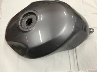 Hyosong 650 ubrugt tank