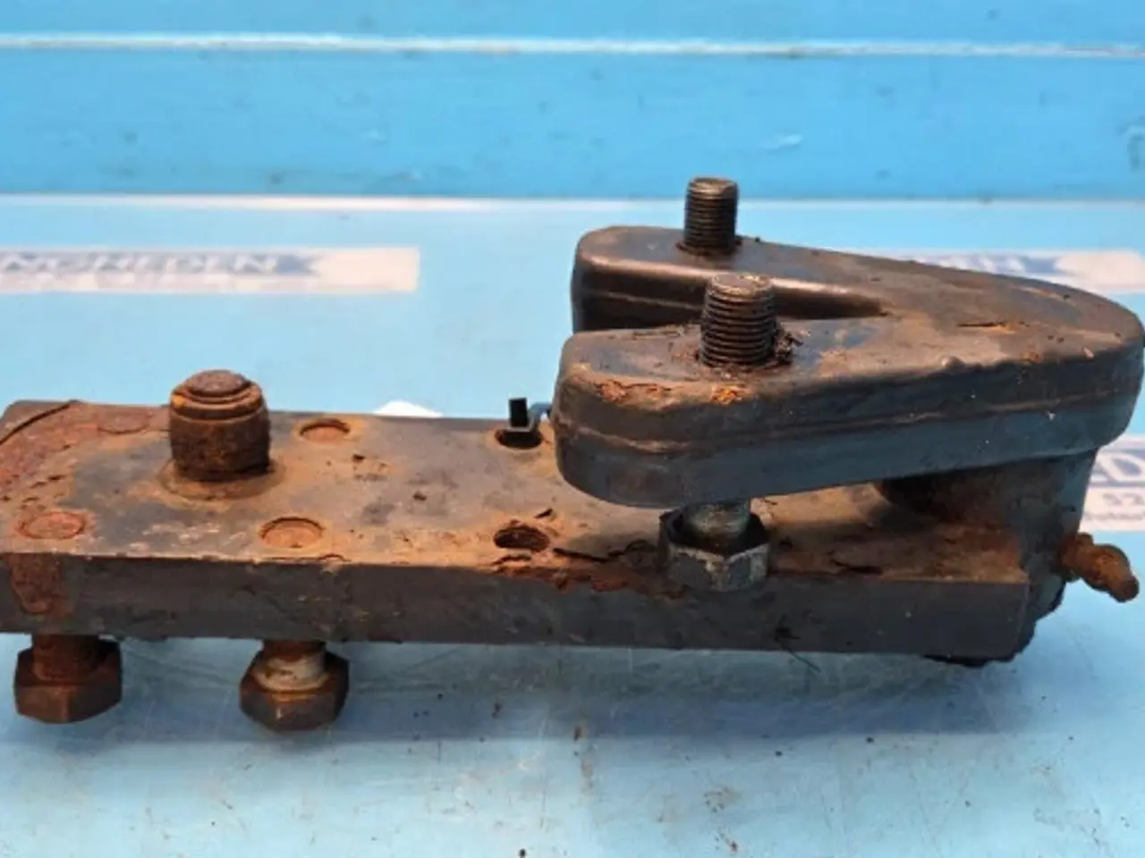 Billede 2 - New Holland TM190 Skærmholder 82025922