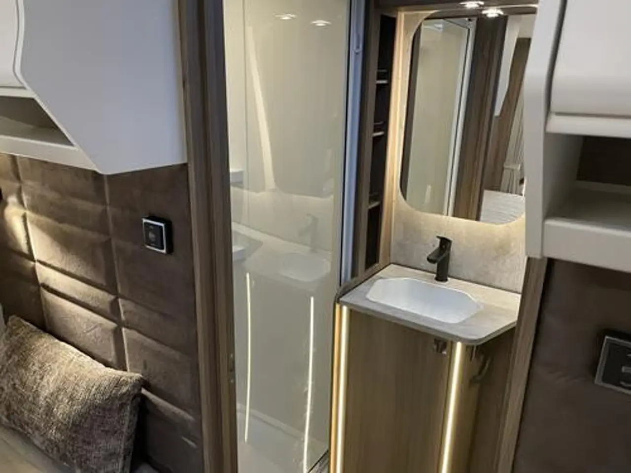 Billede 17 - Kabe ONYX 630 TDL