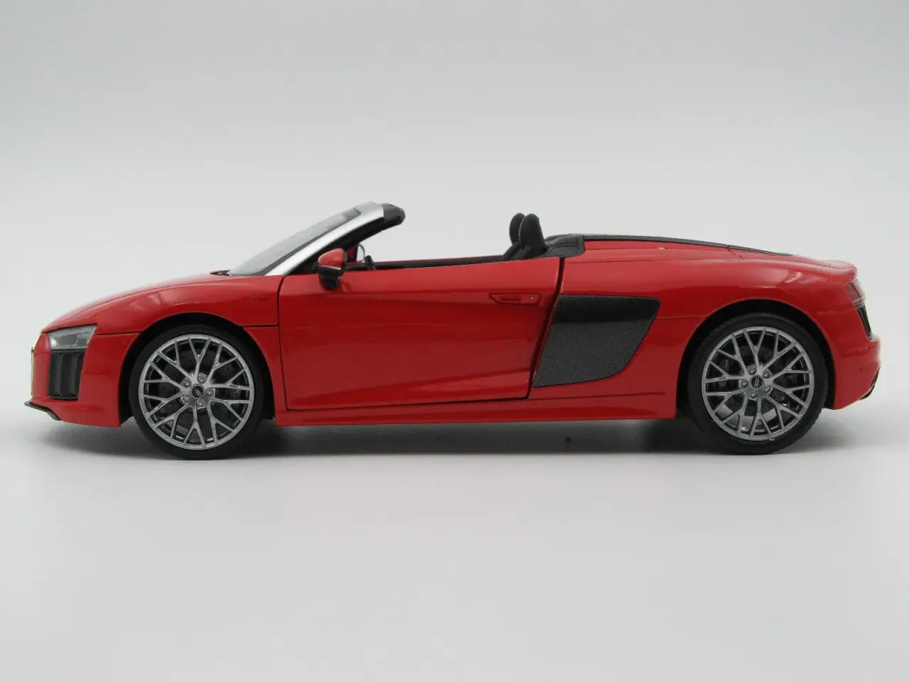 Billede 3 - 2016 Audi R8 Spyder 1:18 AUDI Dealer Edition