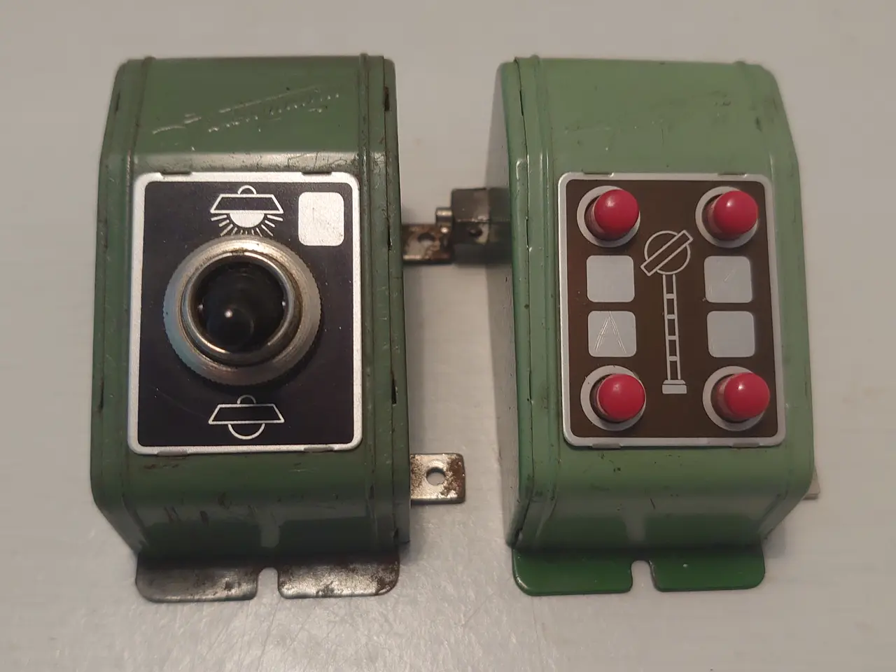 Billede 3 - Vintage Fleischmann signal/sporskifte pulte.