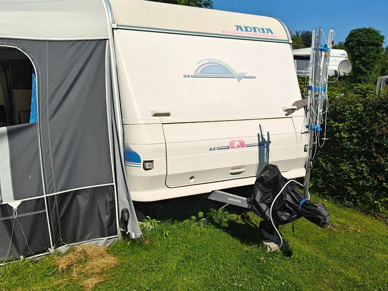 Billede 1 - Adria Unica 462 PU