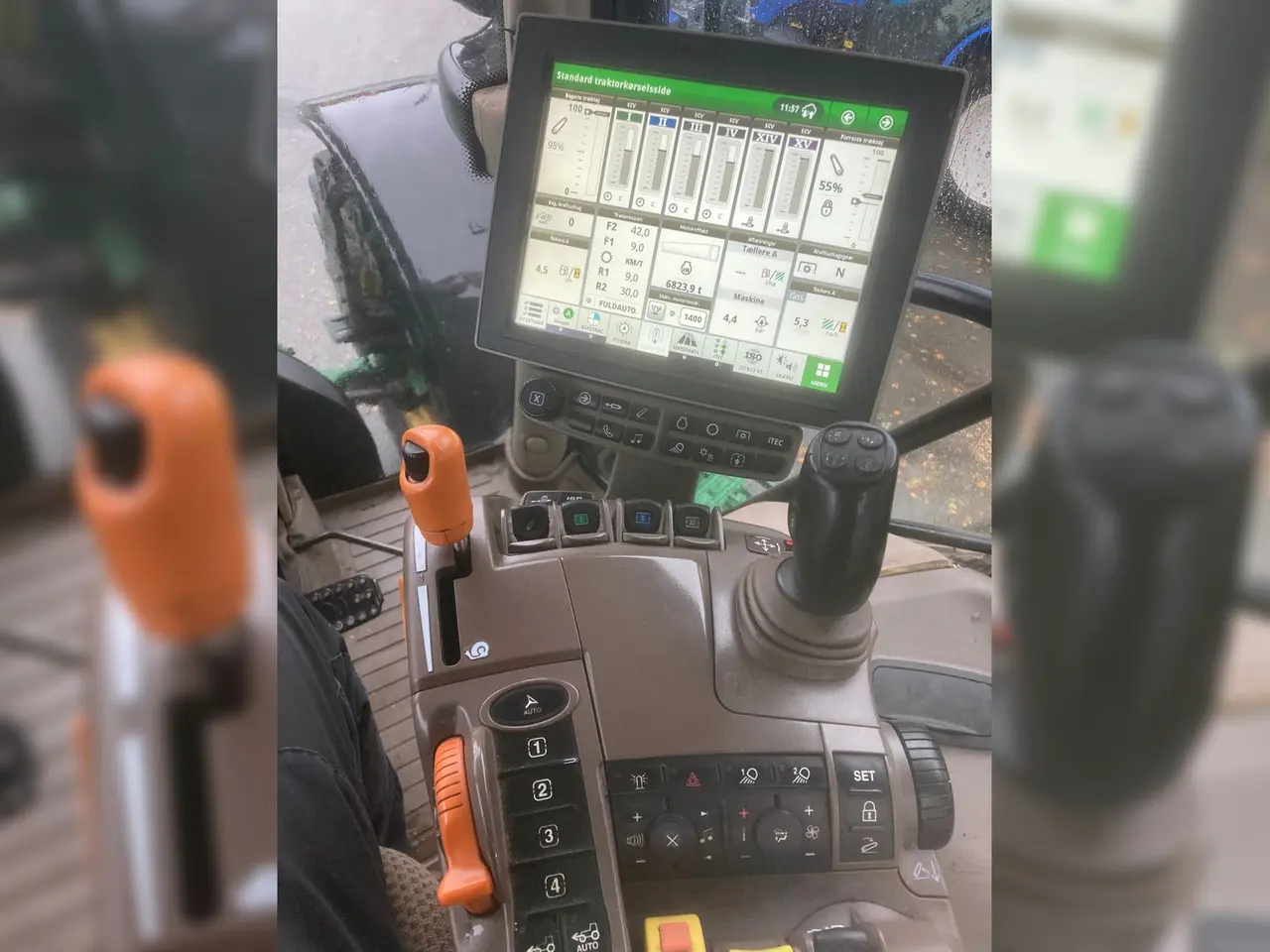 Billede 8 - John Deere 6215R