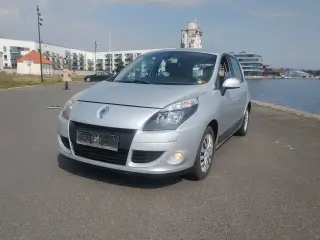 Renault Scenic lll 130 benzin
