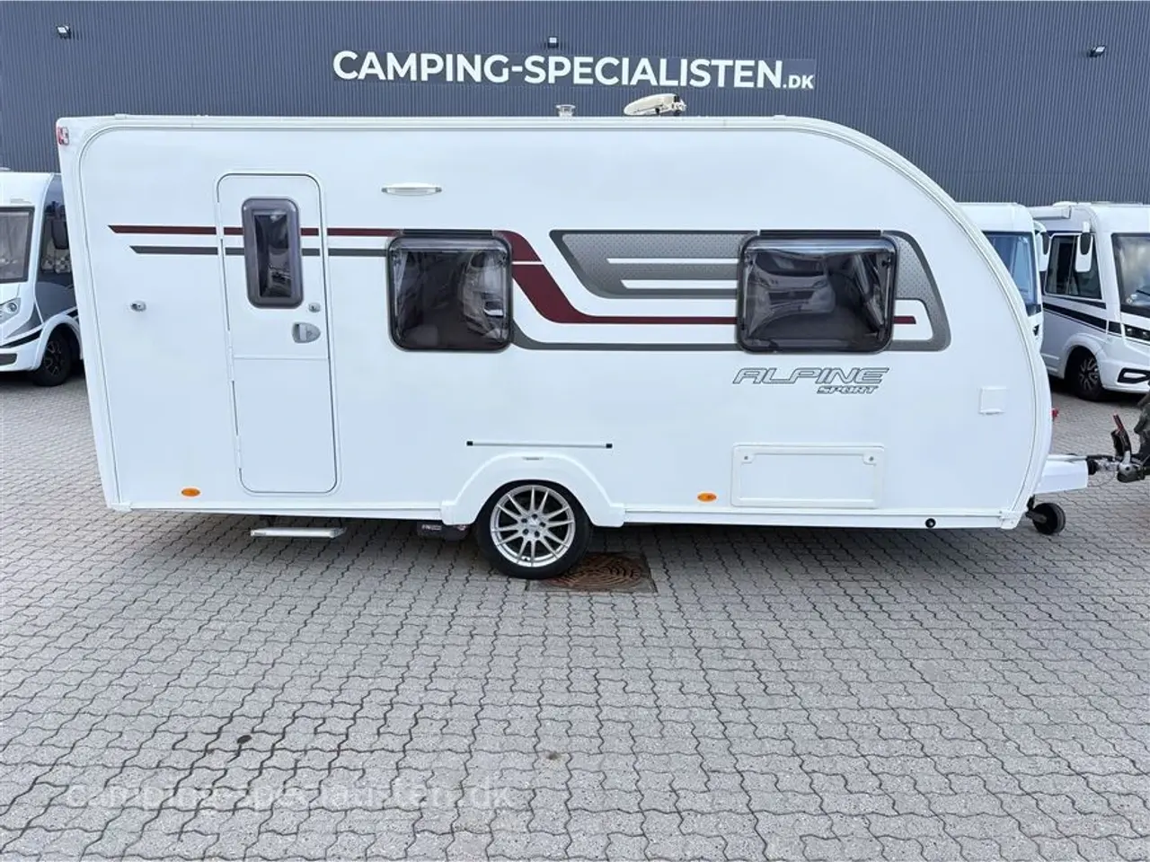 Billede 1 - 2015 - Sprite Alpine 440 Sport   Super fin Sprite Alpine 440 Sport fra 2015 - kan nu ses hos Camping-Specialisten.dk i Silkeborg