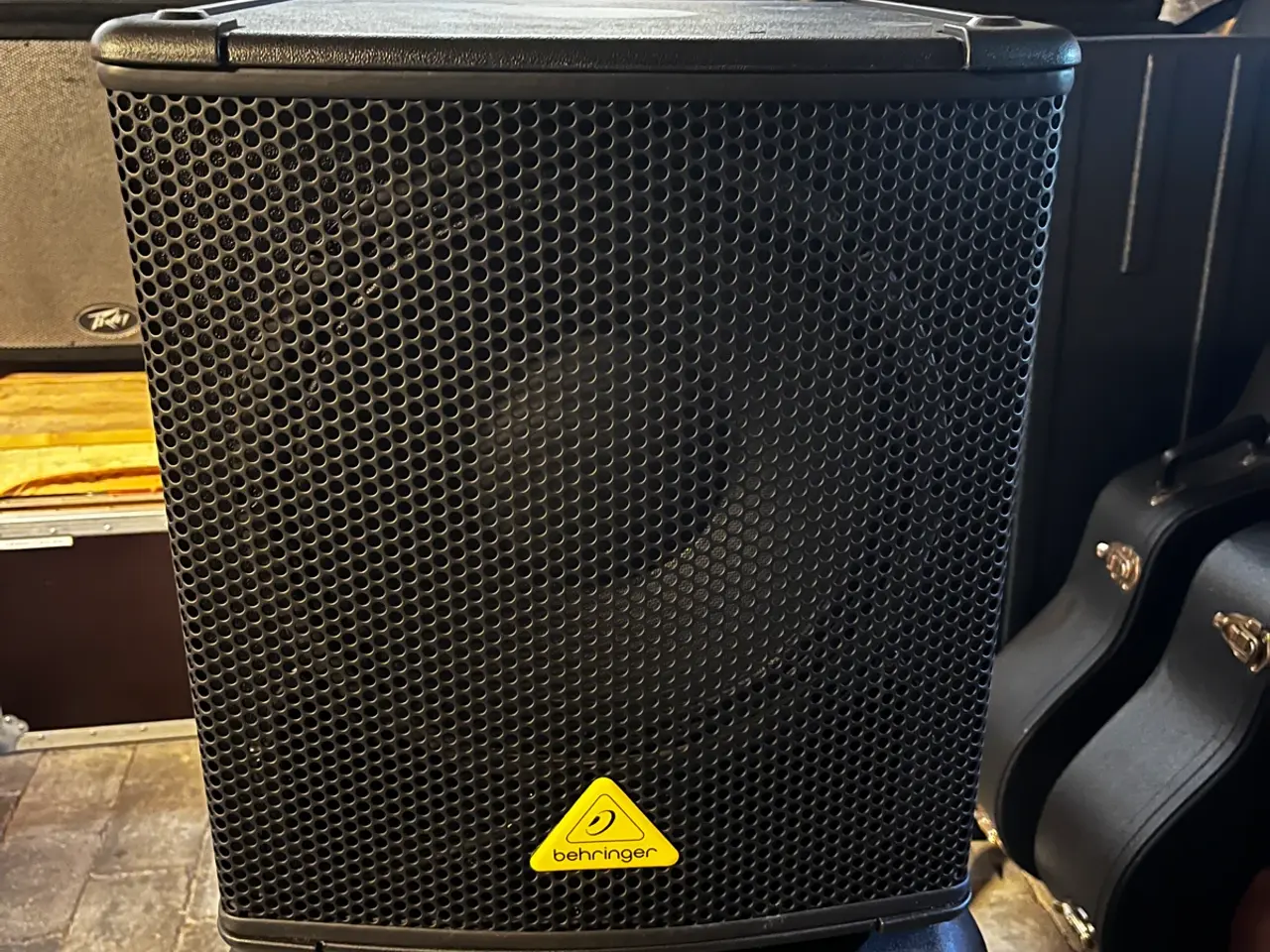 Billede 2 - Behringer Eurolive B1200D-pro