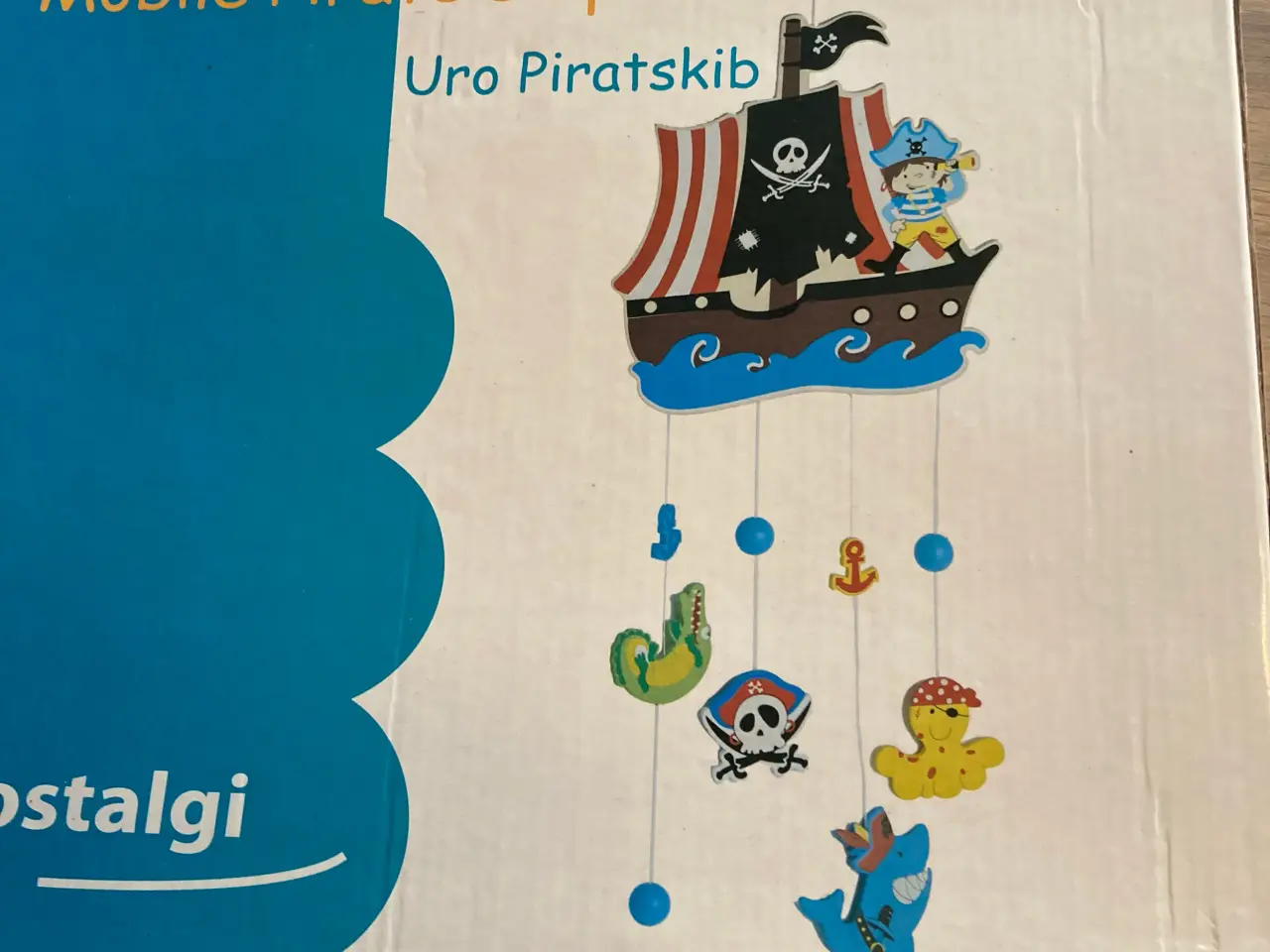 Billede 2 - Uro i træ med pirattema