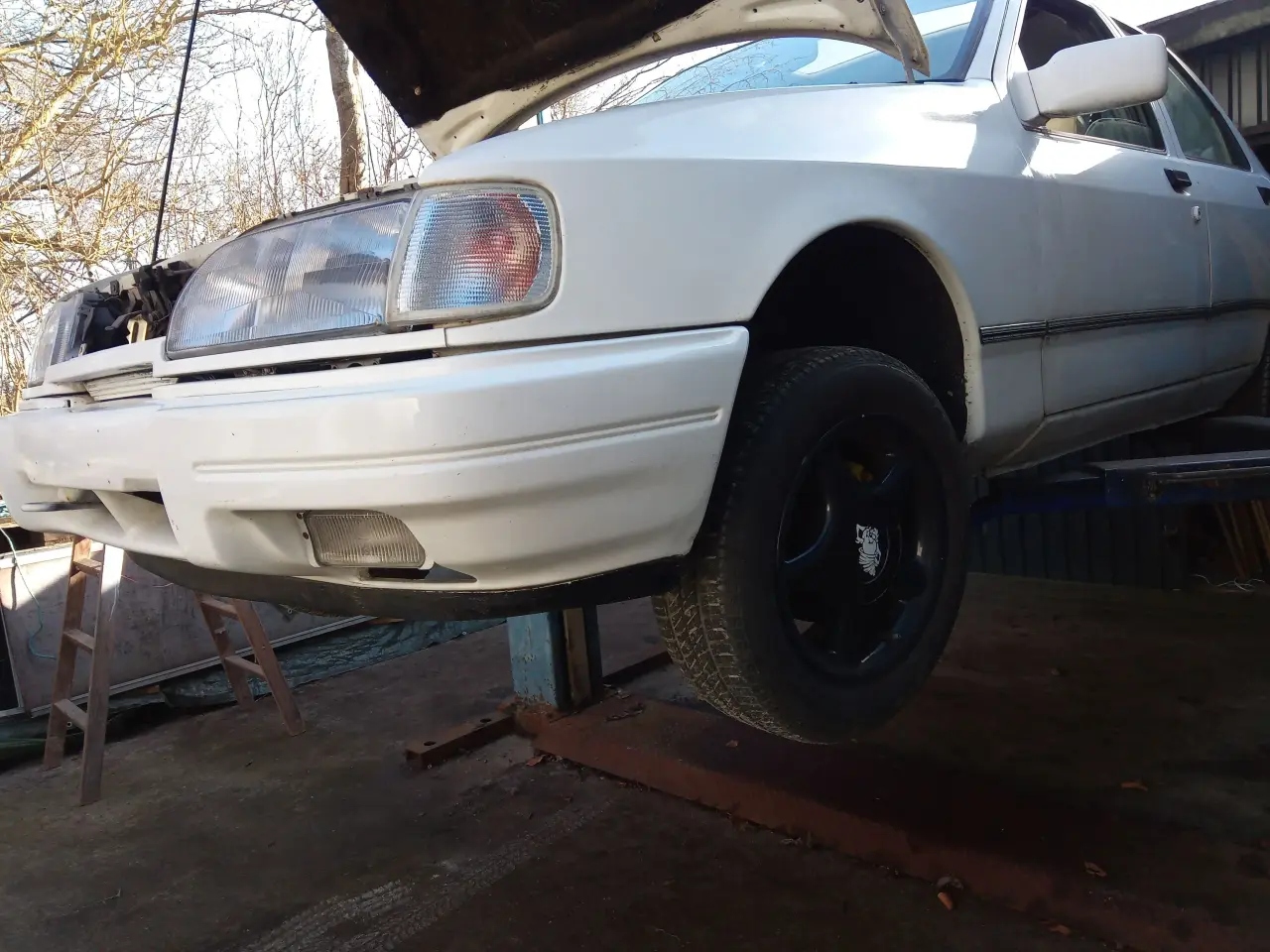 Billede 4 - Ford Sierra For kofanger