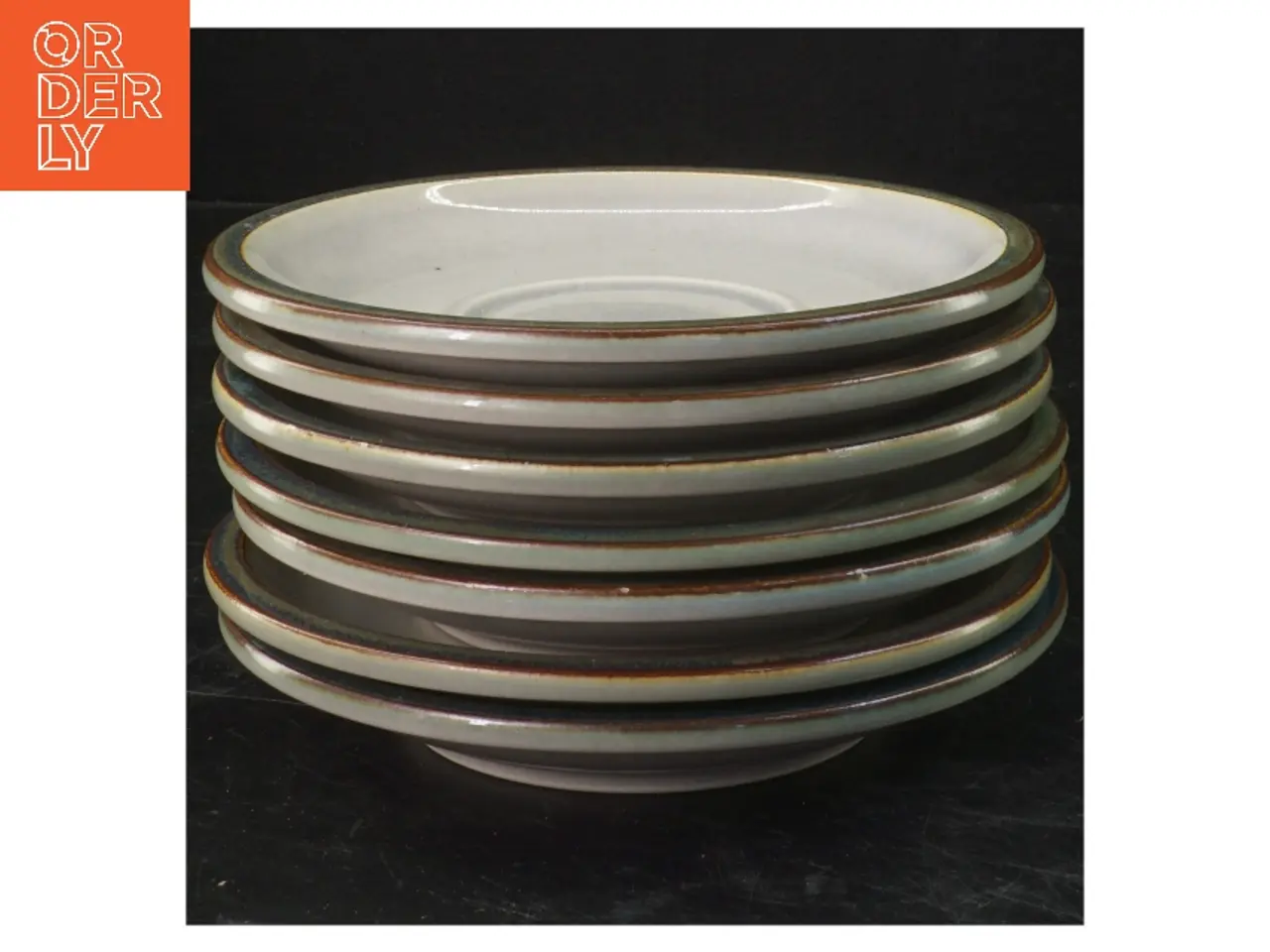 Billede 1 - Stabel af keramiske tallerkener fra B&G (str. Ø 15 cm)