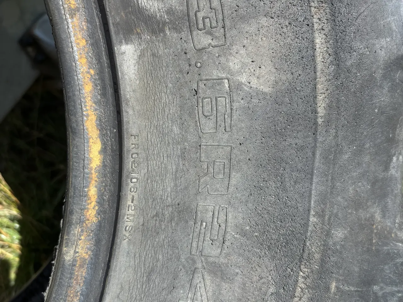 Billede 1 - 2 stk. Goodyear traktor dæk 13.6-24