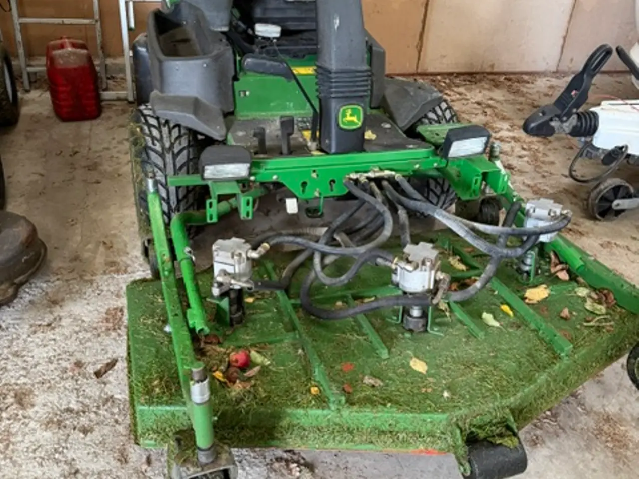 Billede 5 - John Deere 2500D, stor plæneklipper, diesel.
