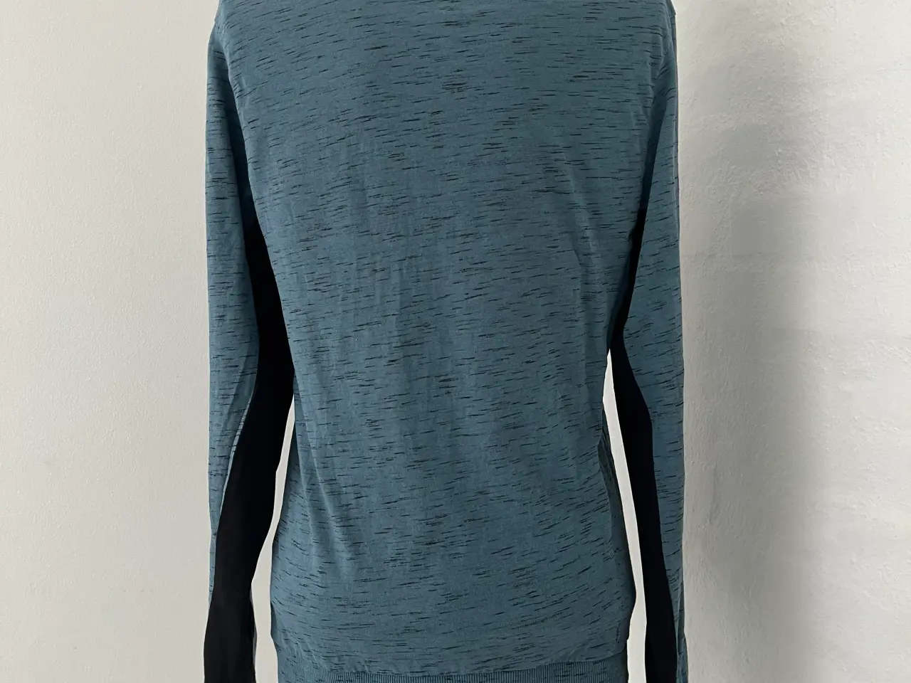 Billede 4 - Bluse str.170
