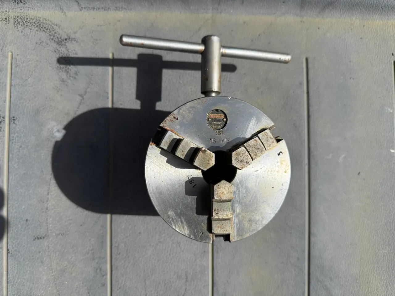 Billede 1 - Centrerpatroner 105 mm. til drejebænk