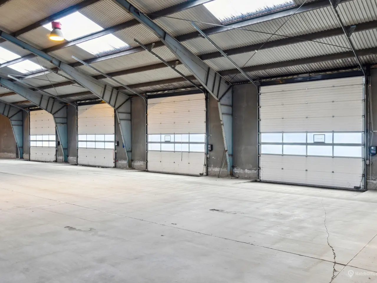 Billede 11 - 2.080 m2 logistiklejemål med 6 porte og en loftshøjde på 8 m. beliggende i Hvidovre.