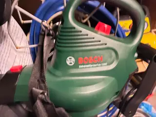 Løvsamler/ blæser Bosch 2300