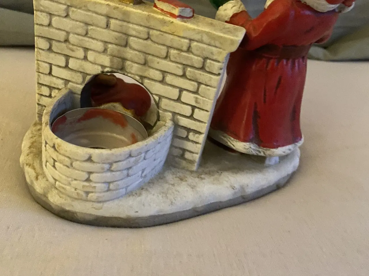 Billede 6 - Julefigur nisse ved pejs fyrfadsstage